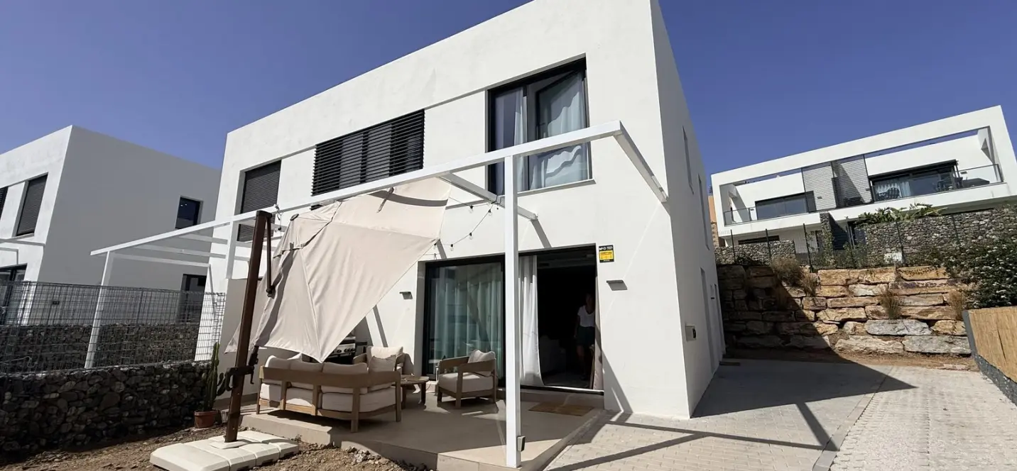 Venta de casa pareada en Riviera del Sol 1