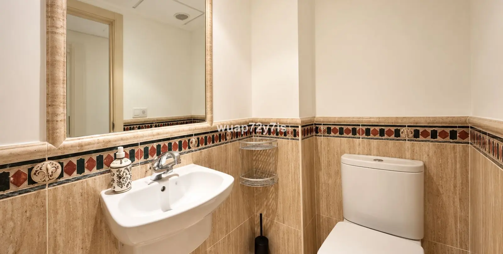Venta de apartamento en planta baja en The Golden Mile 27