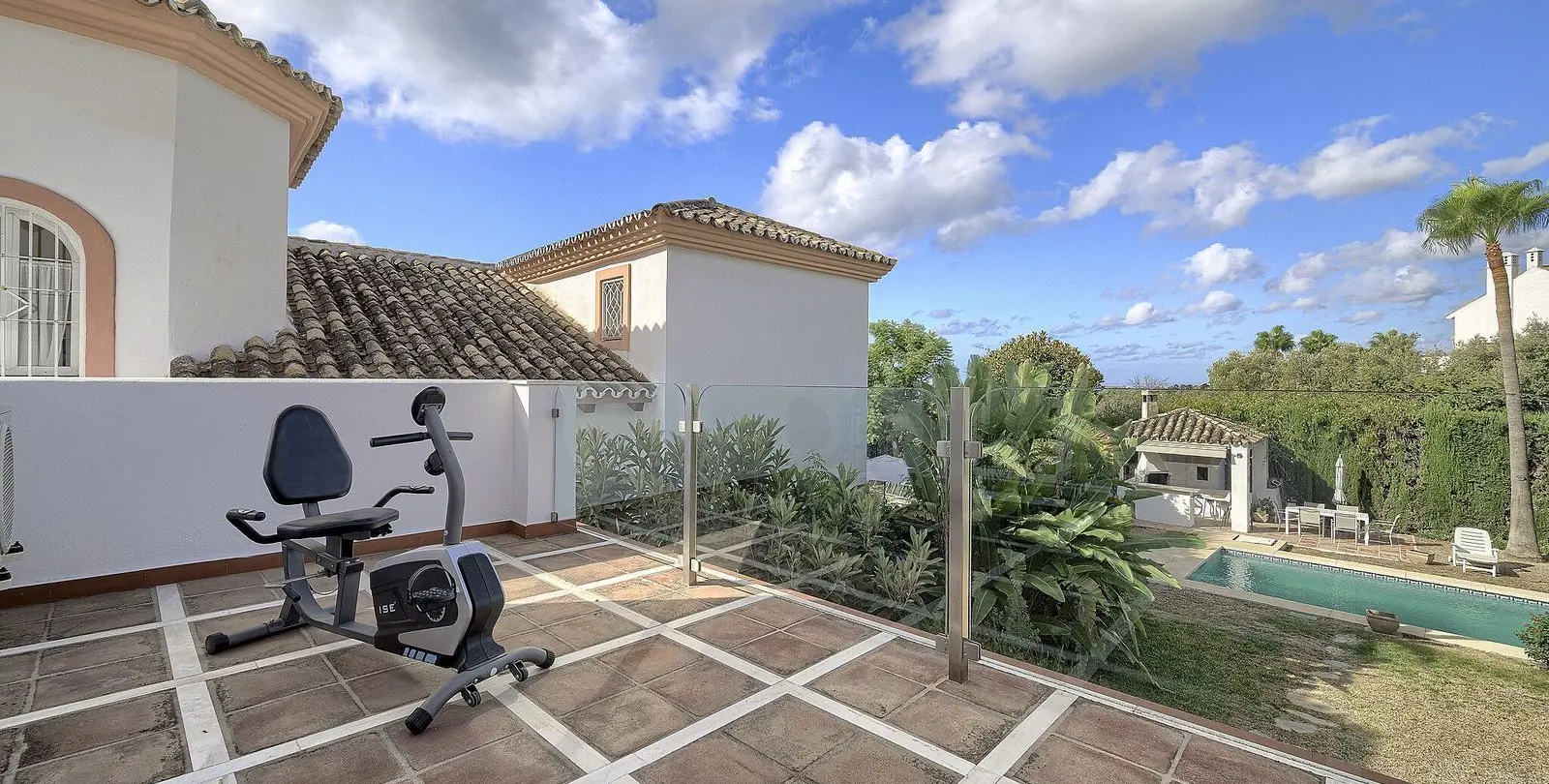 Venta de villa independiente en Marbella 25