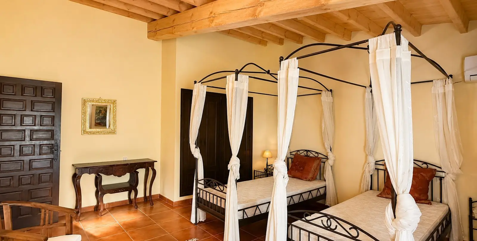 Venta de finca - cortijo en Almogía 25