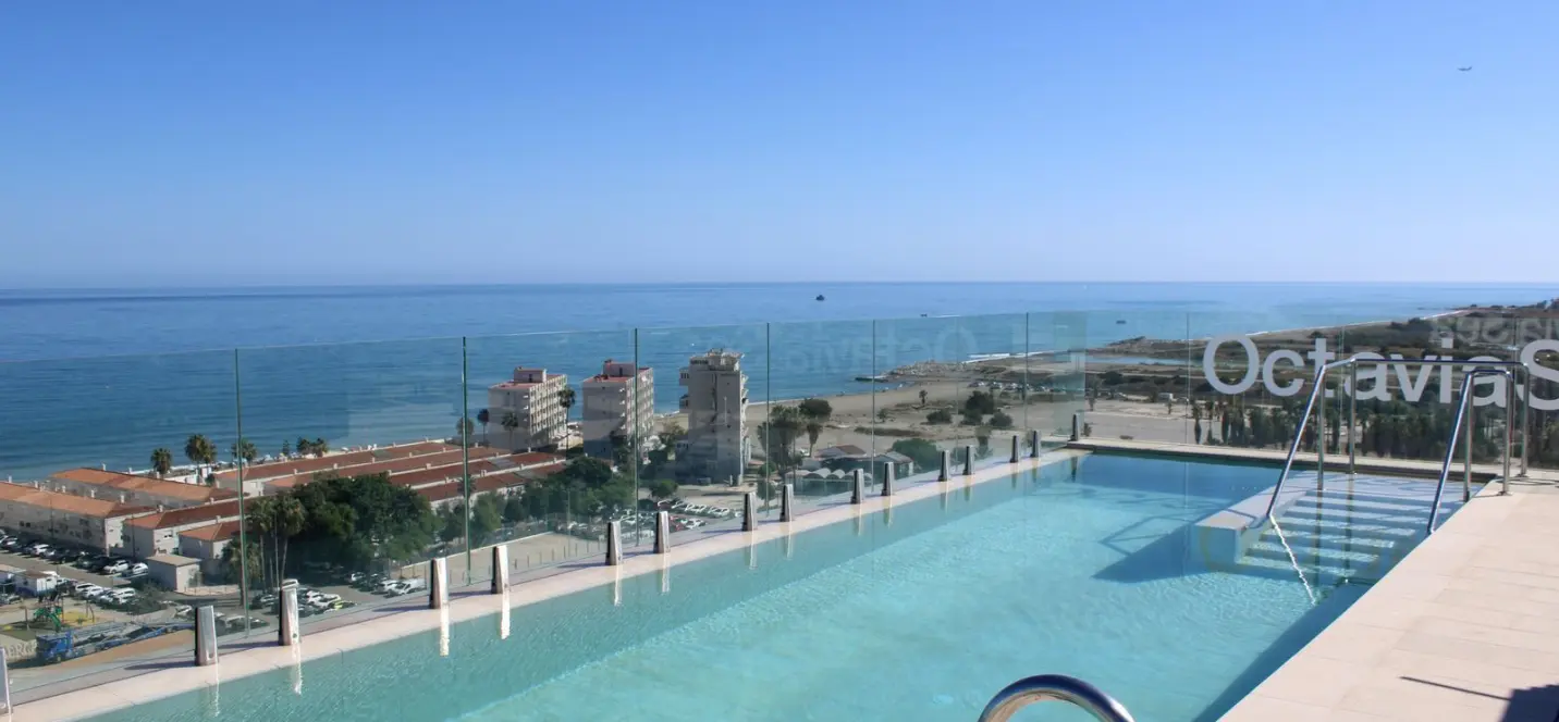Venta de apartamento en planta media en Málaga 0