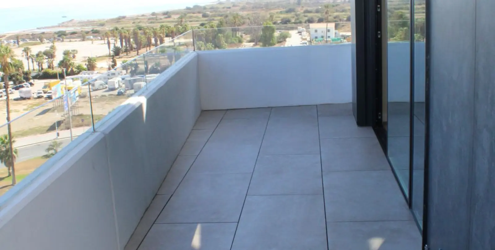 Venta de apartamento en planta media en Málaga 2