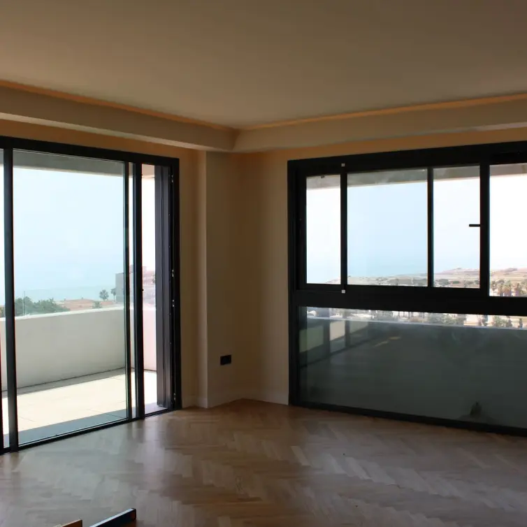 Venta de apartamento en planta media en Málaga