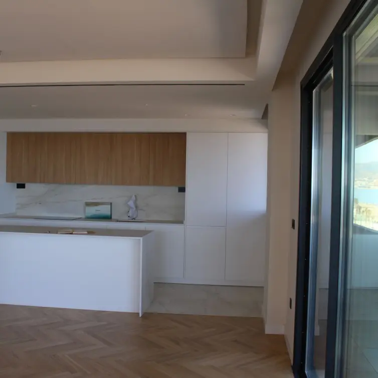 Venta de apartamento en planta media en Málaga