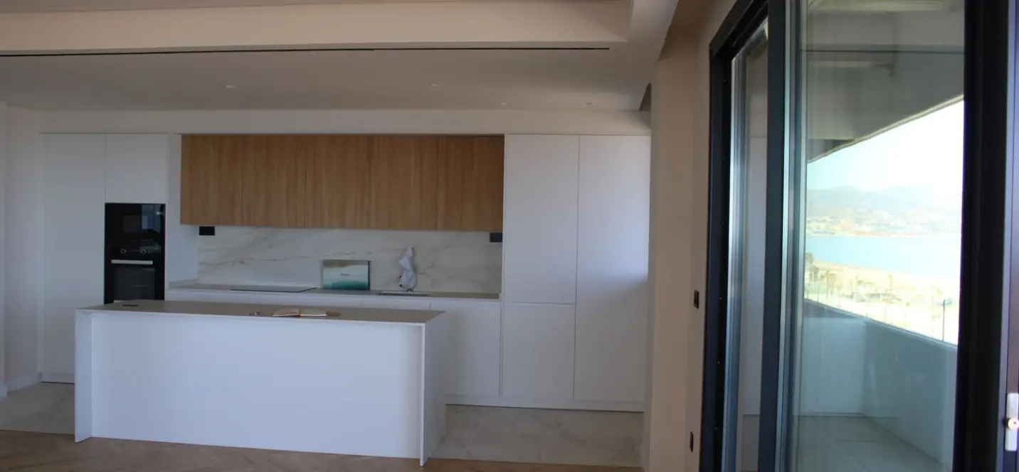 Venta de apartamento en planta media en Málaga 3