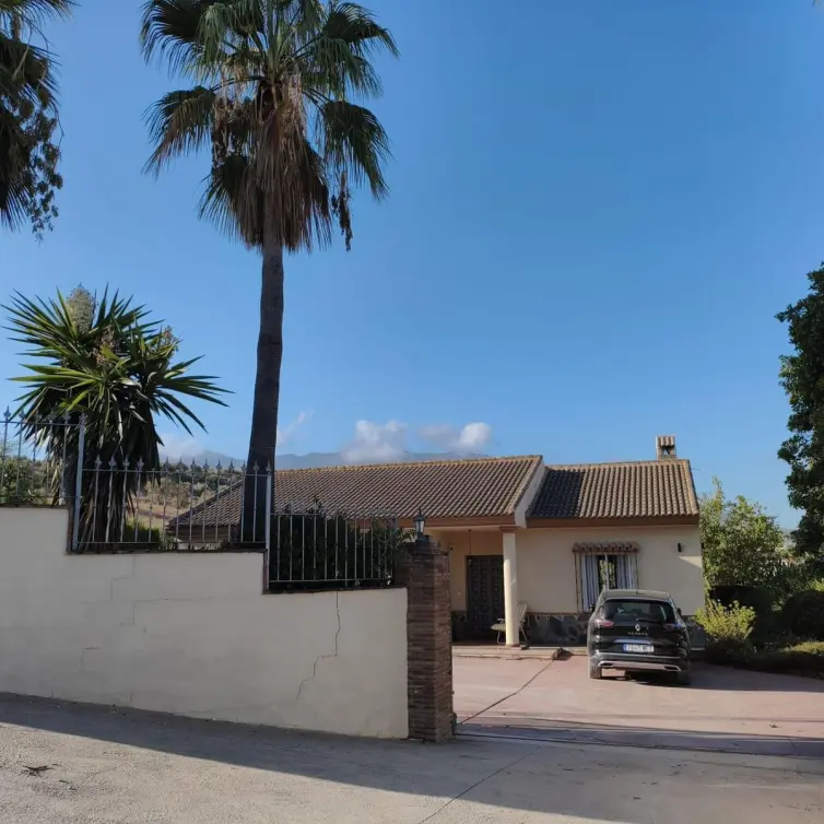 Sale of finca - cortijo in Alhaurín el Grande