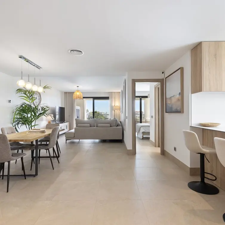 Venta de apartamento en planta media en Casares Playa
