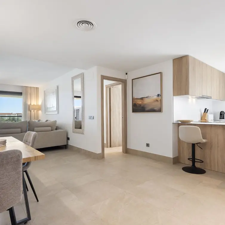 Venta de apartamento en planta media en Casares Playa