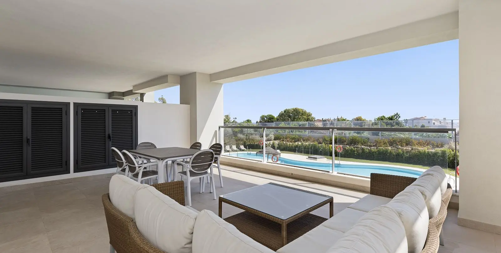 Venta de apartamento en planta media en Casares Playa 7