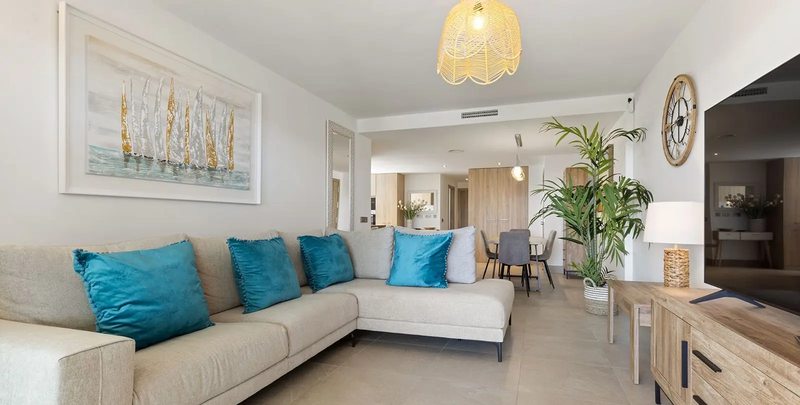 Venta de apartamento en planta media en Casares Playa 11