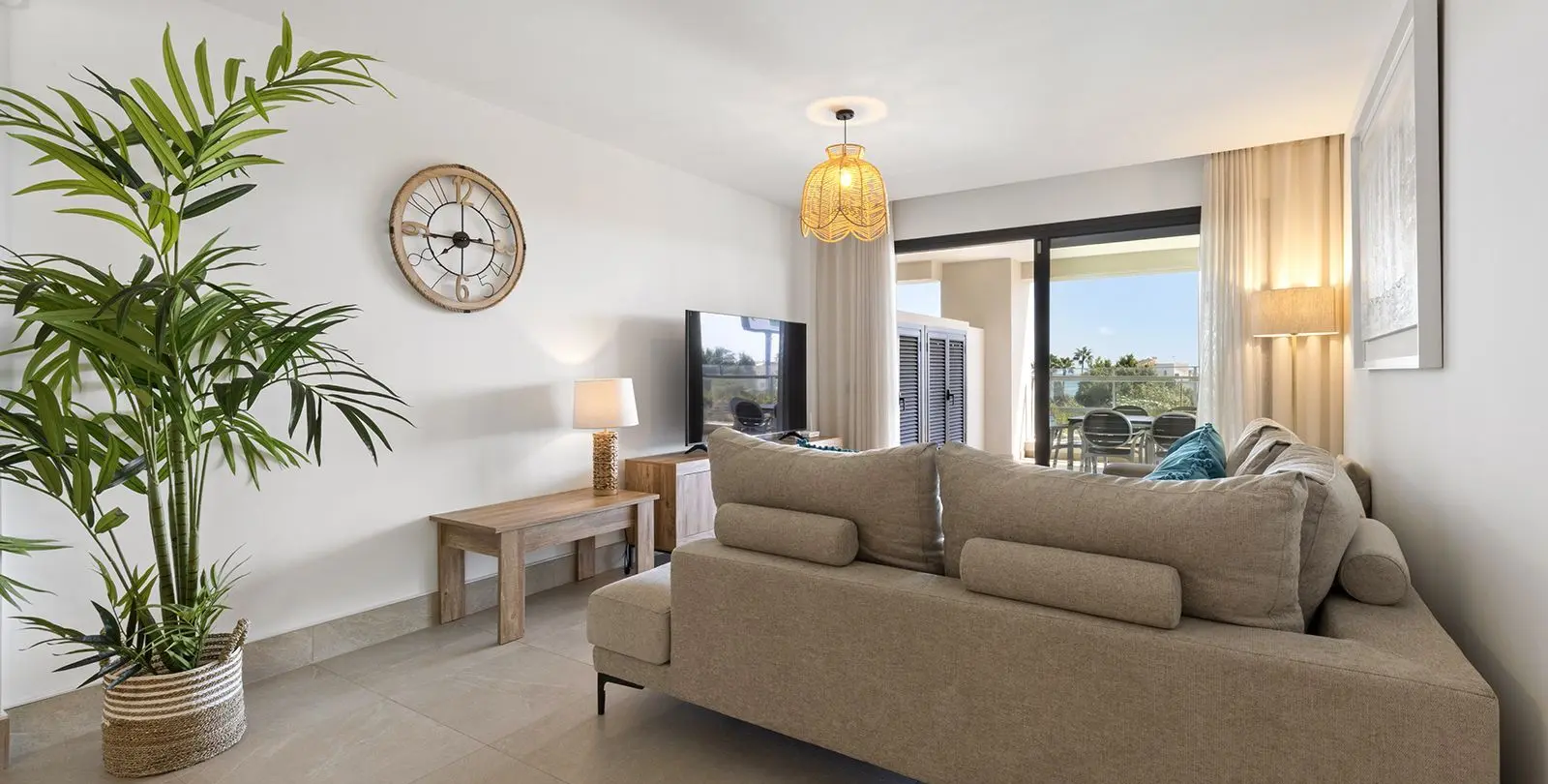 Venta de apartamento en planta media en Casares Playa 16