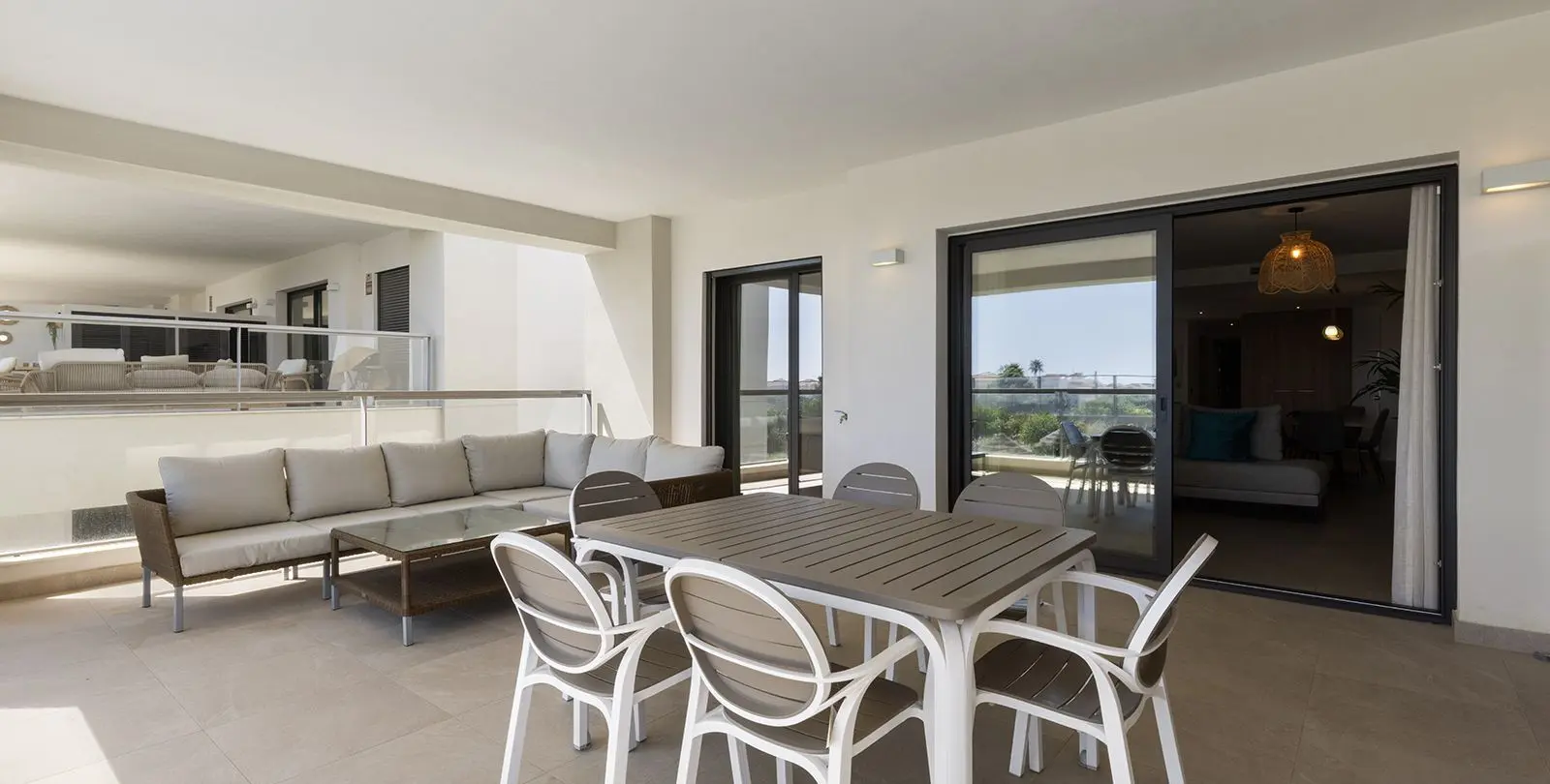 Venta de apartamento en planta media en Casares Playa 22