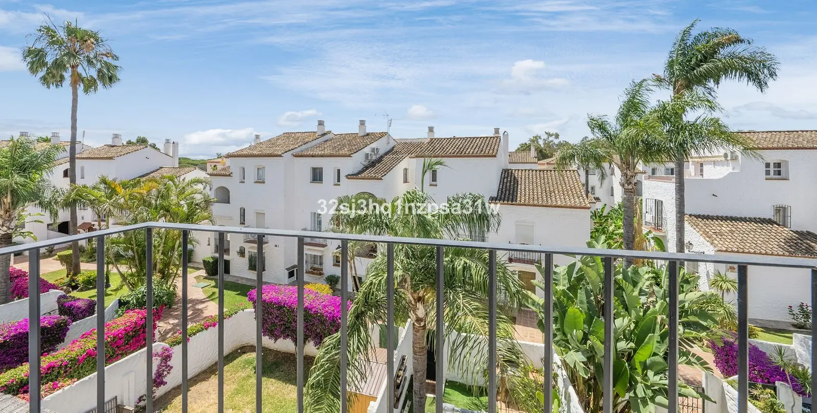 Venta de ático en Estepona 11