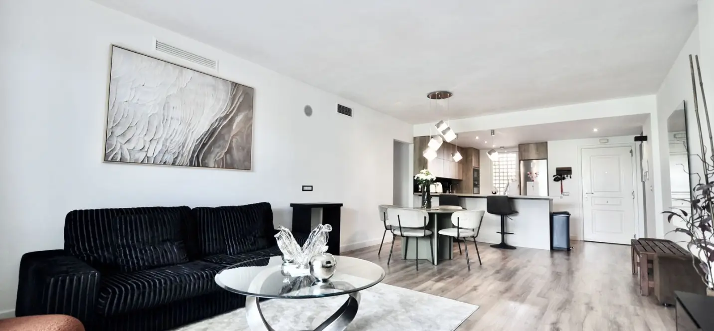 Venta de apartamento en planta baja en El Paraiso 3