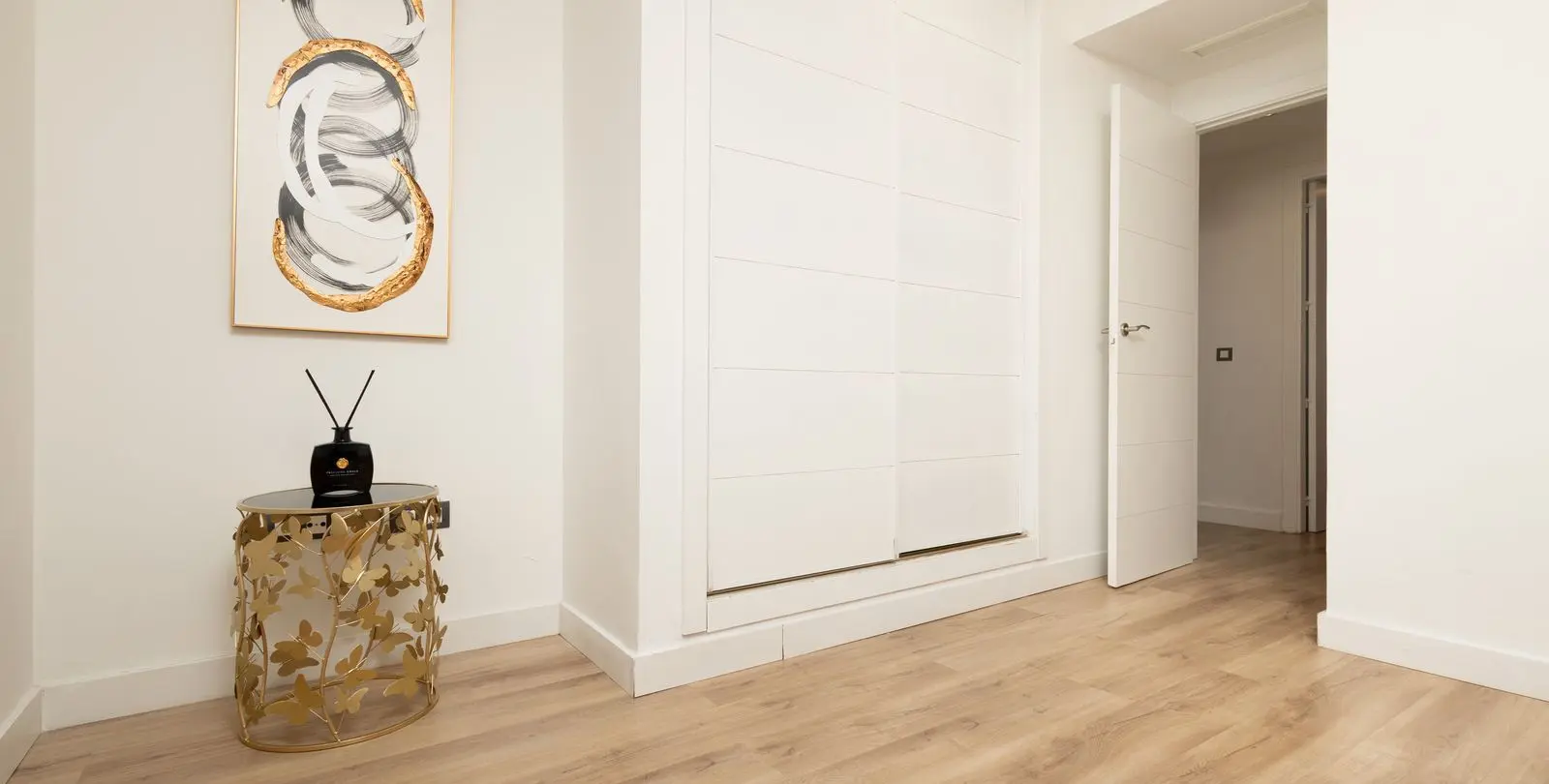 Venta de apartamento en planta baja en El Paraiso 35