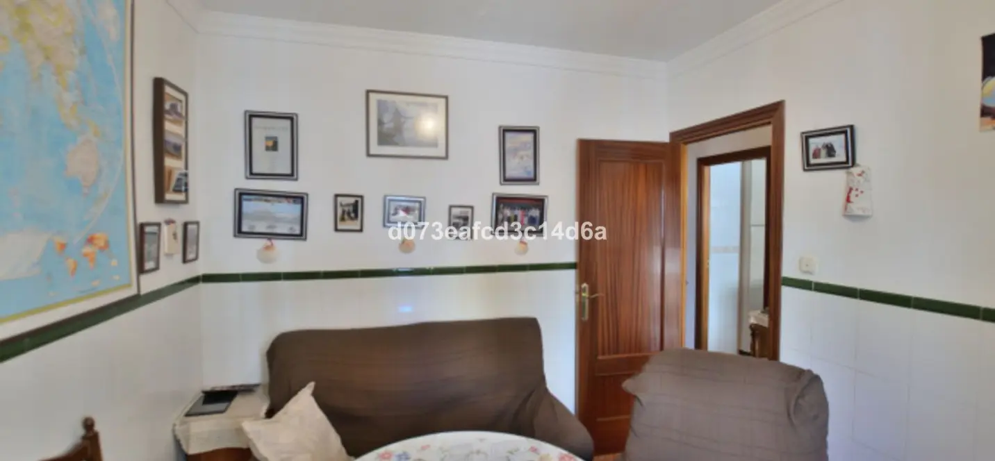 Venta de parcela comercial en Ronda 1