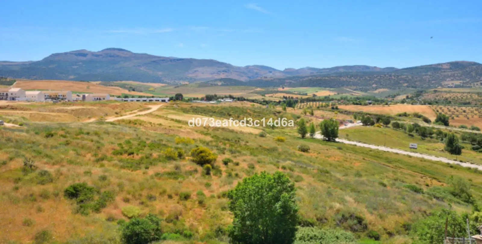 Продажа  коммерческого участка в Ronda 15