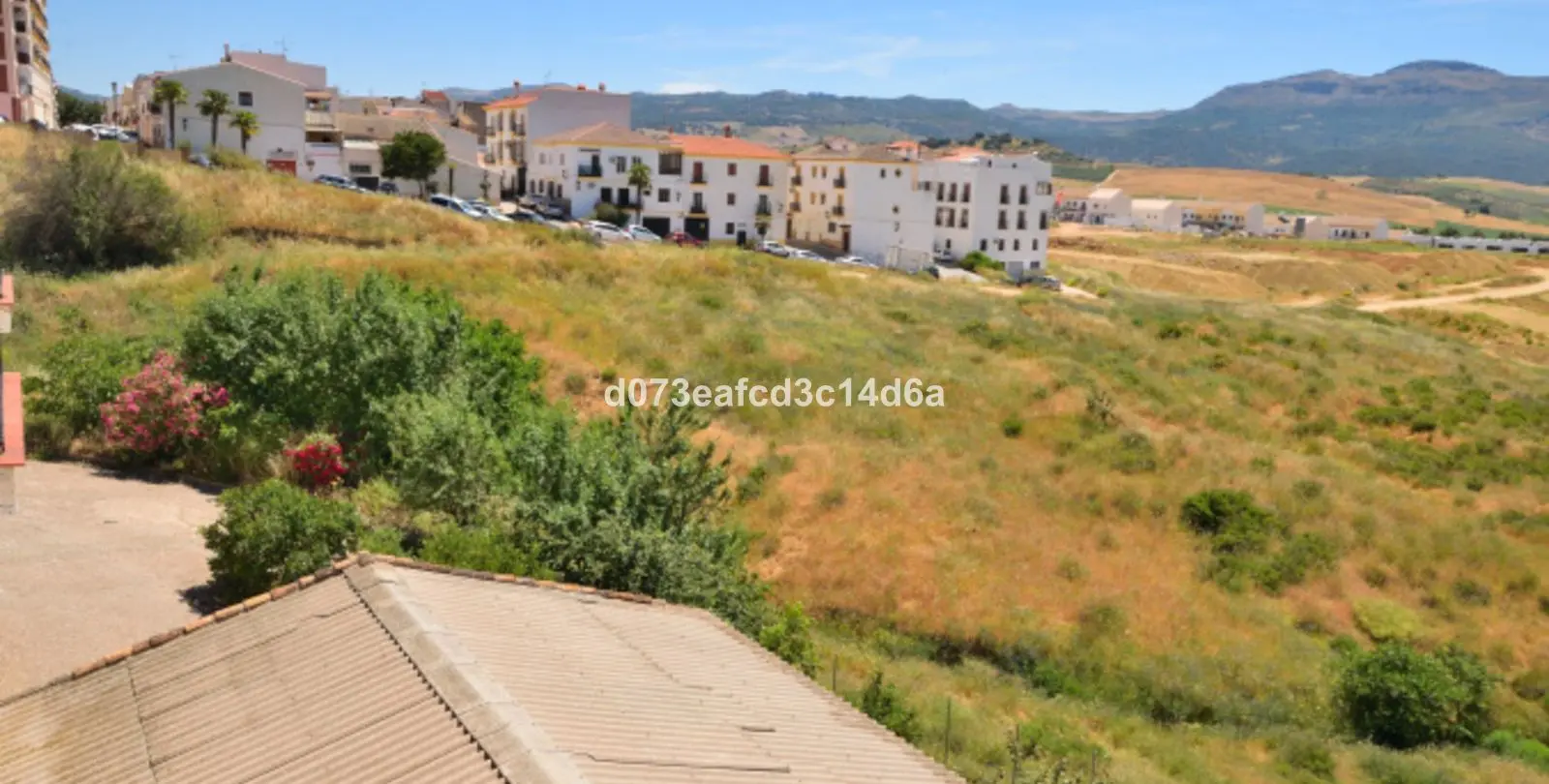 Продажа  коммерческого участка в Ronda 16