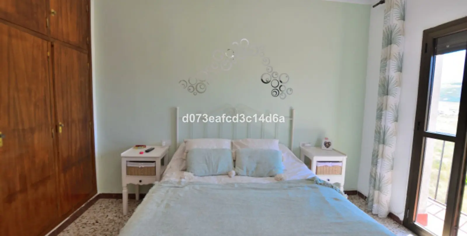 Продажа  коммерческого участка в Ronda 22