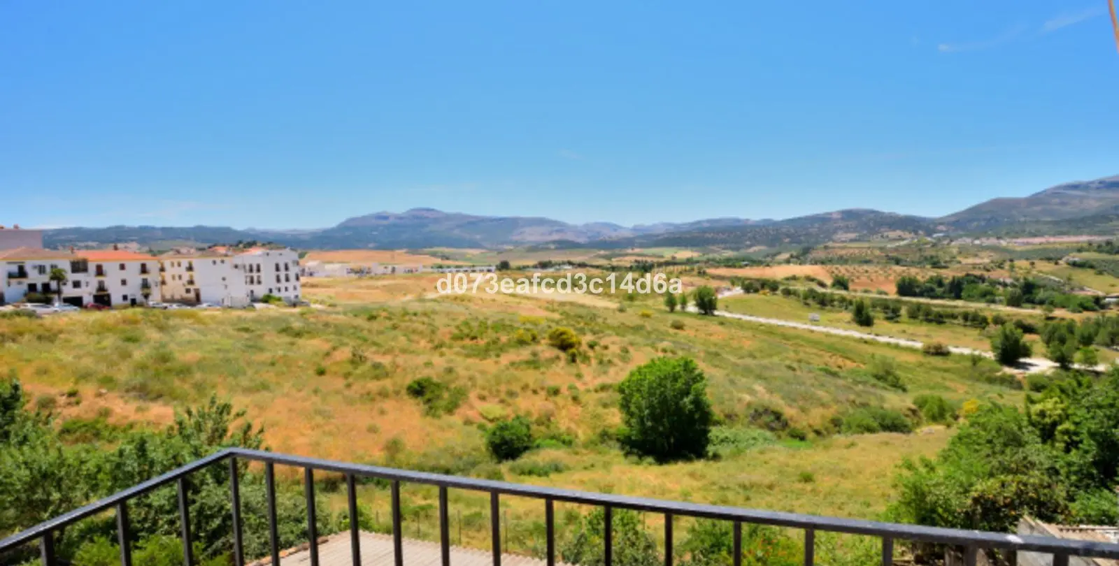 Продажа  коммерческого участка в Ronda 24