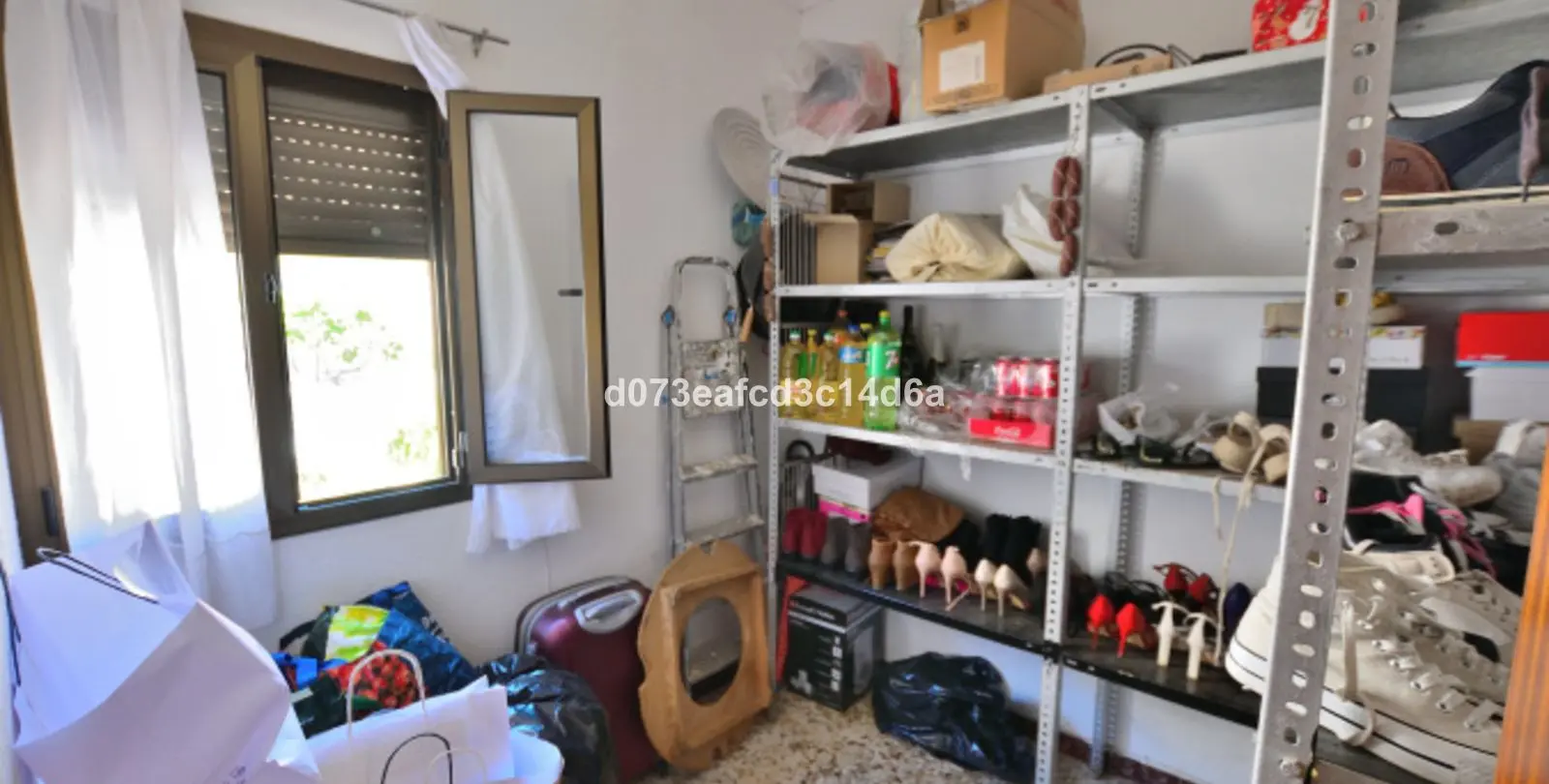 Продажа  коммерческого участка в Ronda 28
