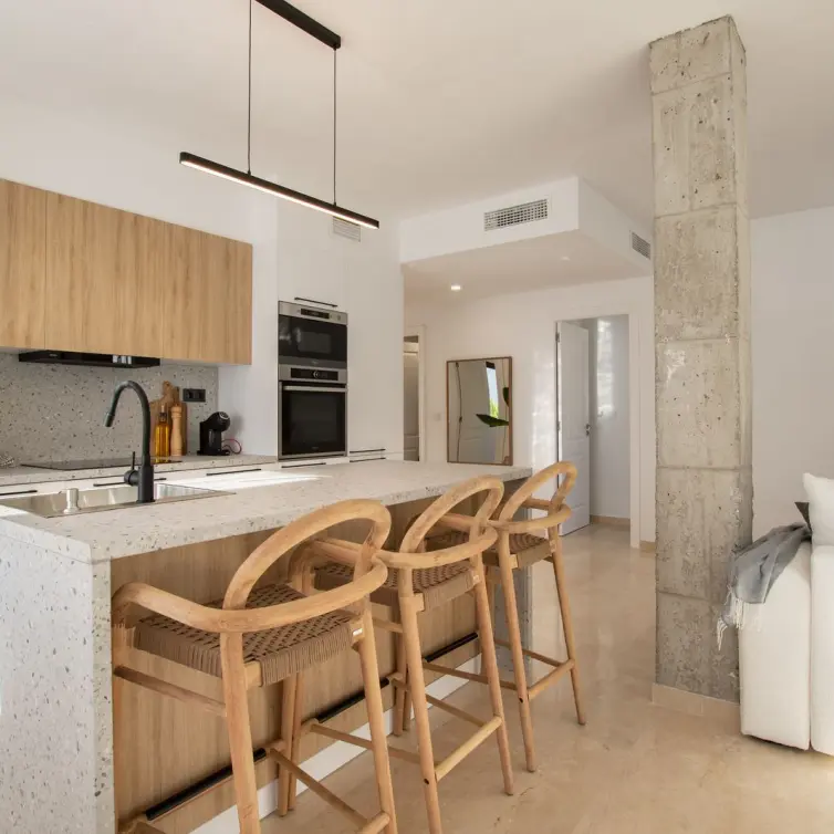 Venta de apartamento en planta media en Riviera del Sol