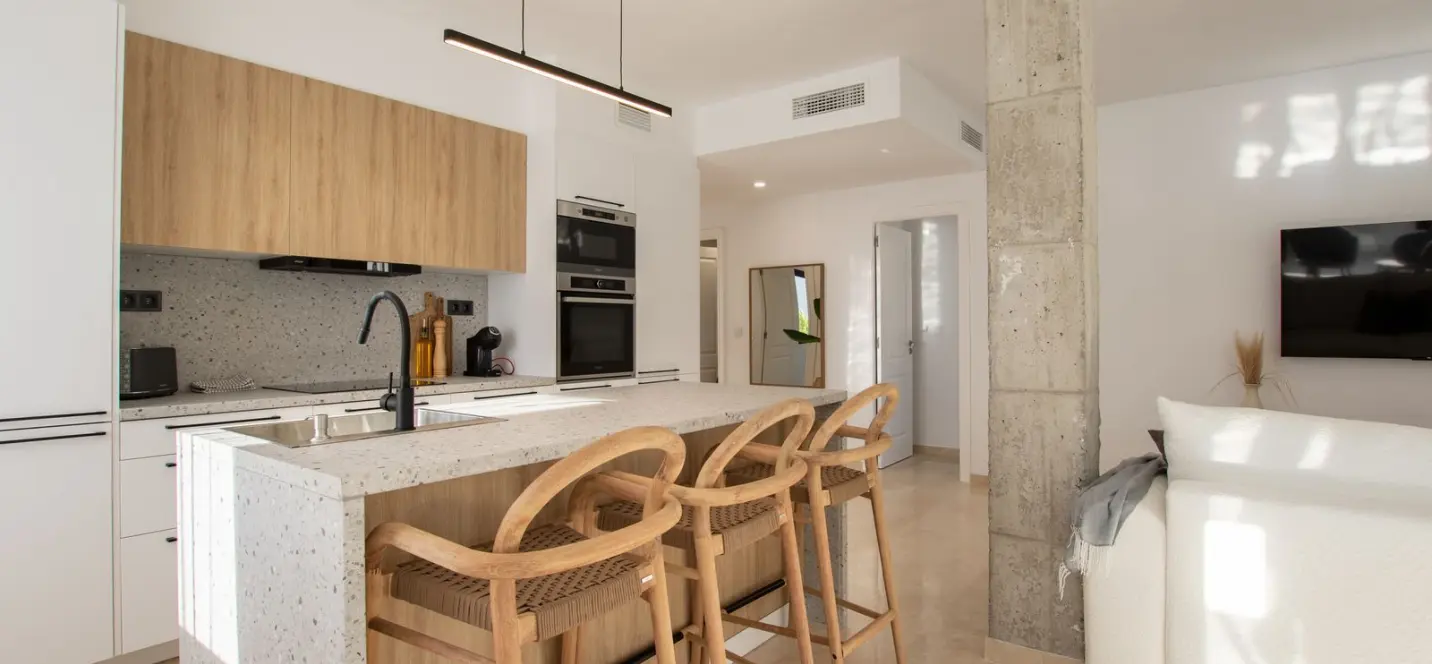 Venta de apartamento en planta media en Riviera del Sol 0
