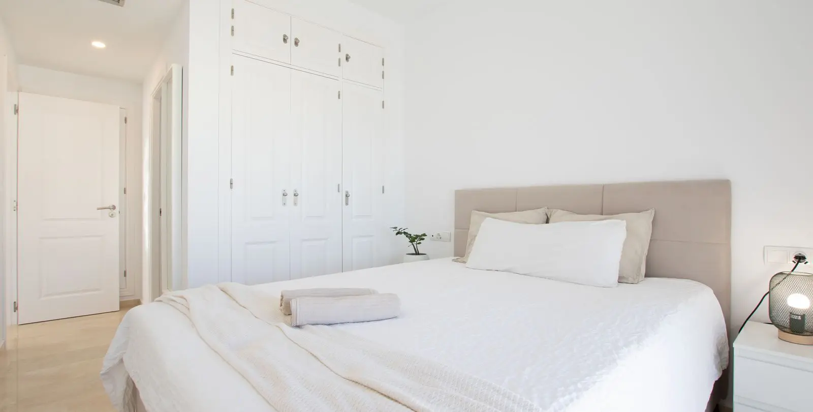 Venta de apartamento en planta media en Riviera del Sol 15