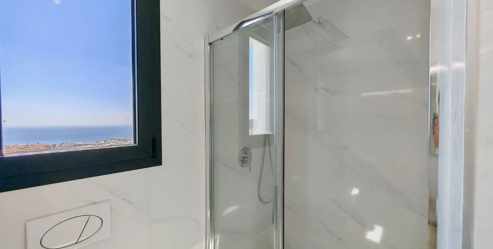 Venta de apartamento en planta media en Fuengirola 14