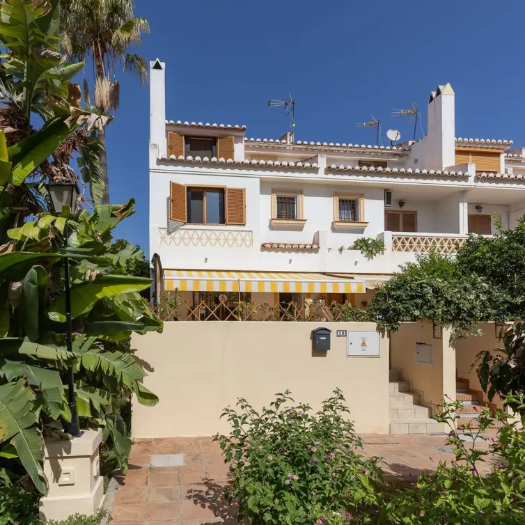 Sale of townhouse in La Carihuela