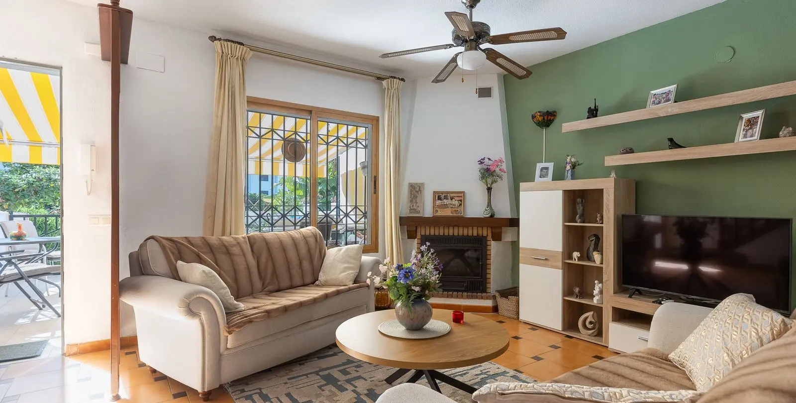 Sale of townhouse in La Carihuela 5