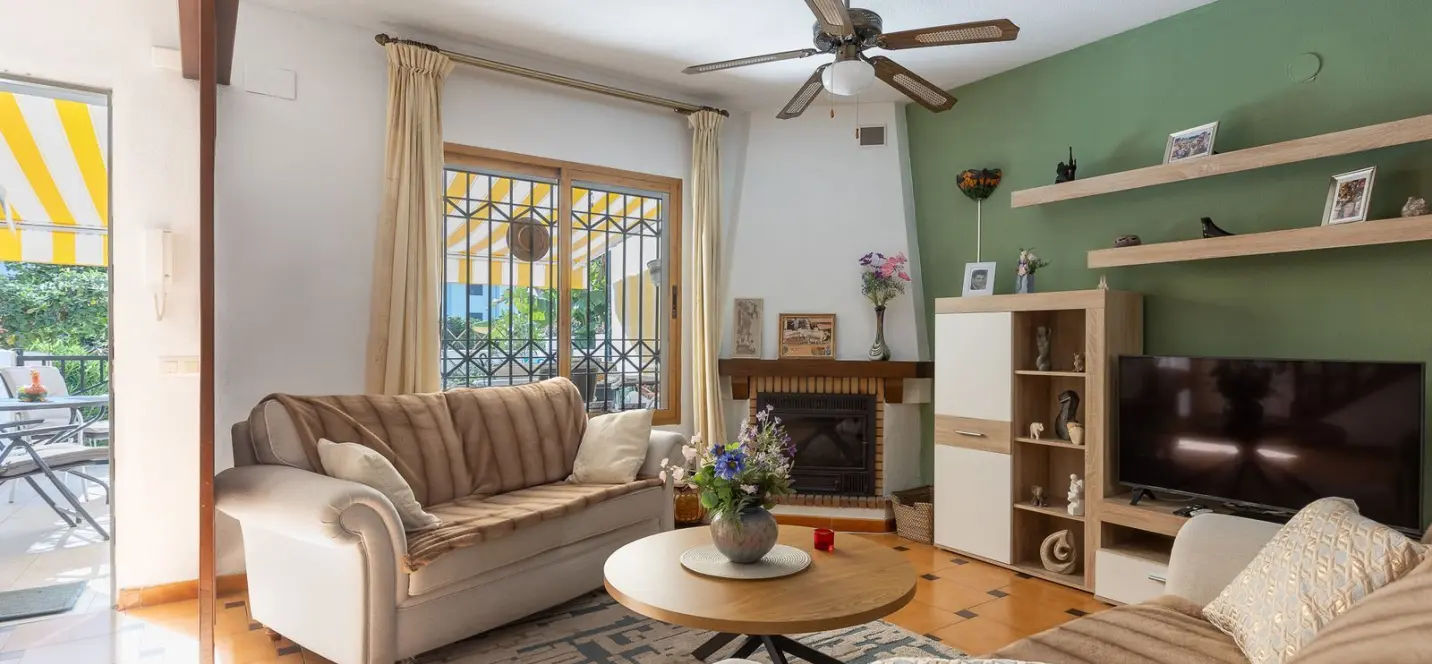 Sale of townhouse in La Carihuela 4