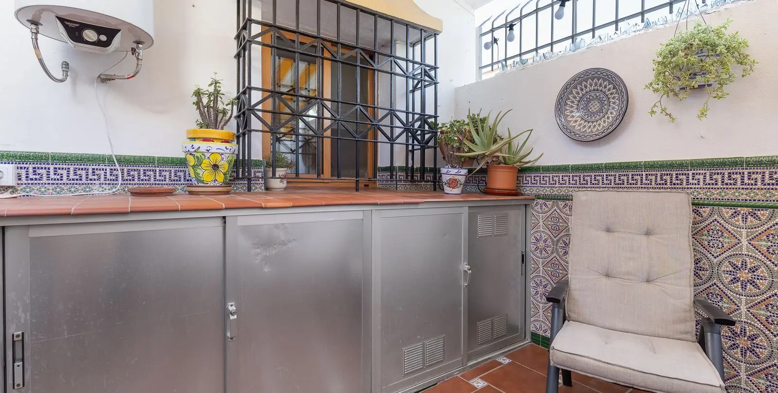 Sale of townhouse in La Carihuela 16