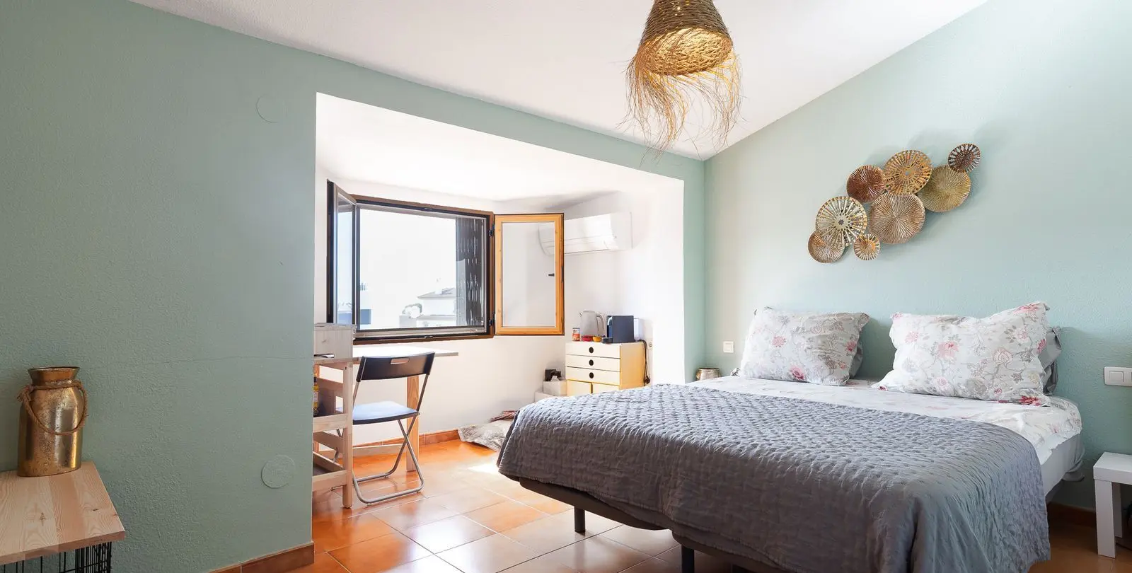 Sale of townhouse in La Carihuela 29