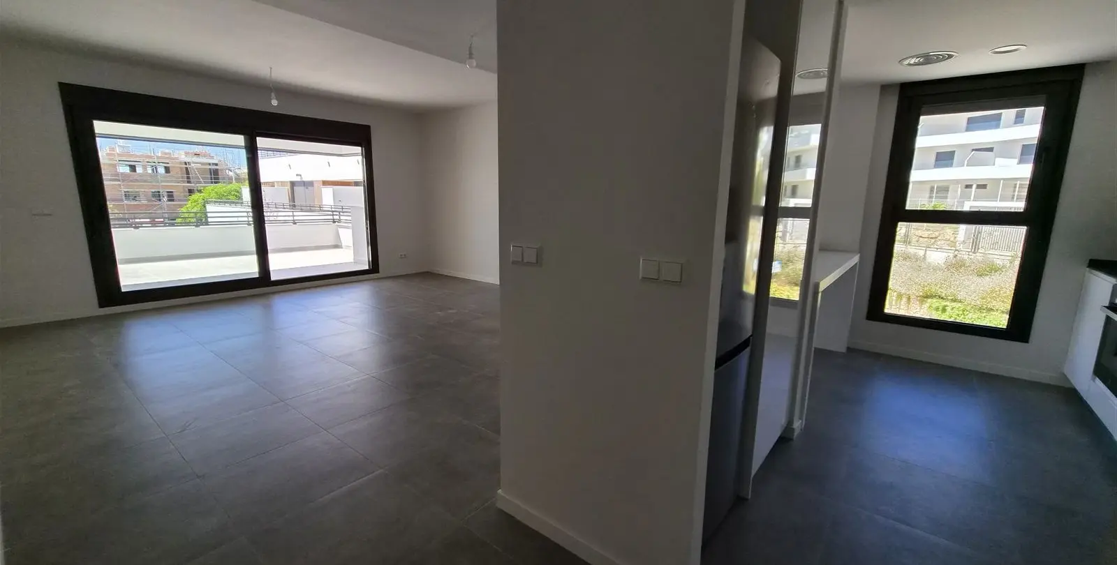 Продажа апартаментов на среднем этаже в Estepona 8