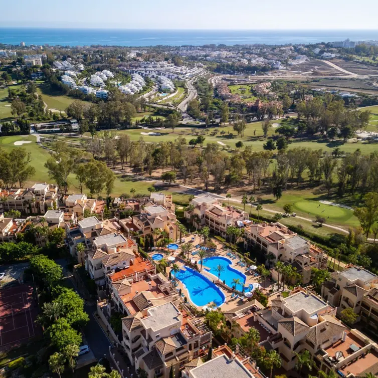 Sale of middle floor apartment in Atalaya
