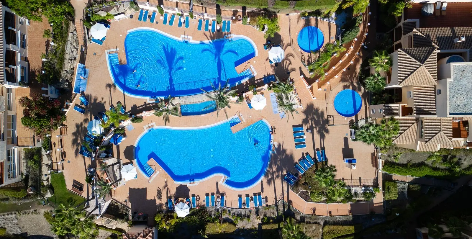 Sale of middle floor apartment in Atalaya 13