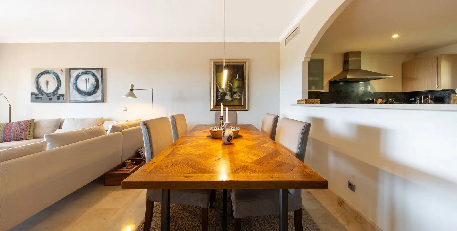 Sale of middle floor apartment in Atalaya 28