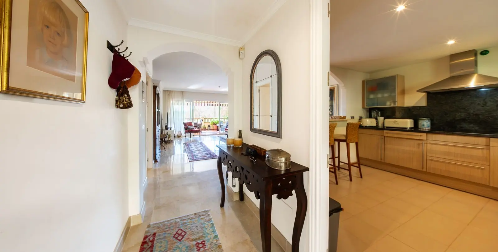 Sale of middle floor apartment in Atalaya 30