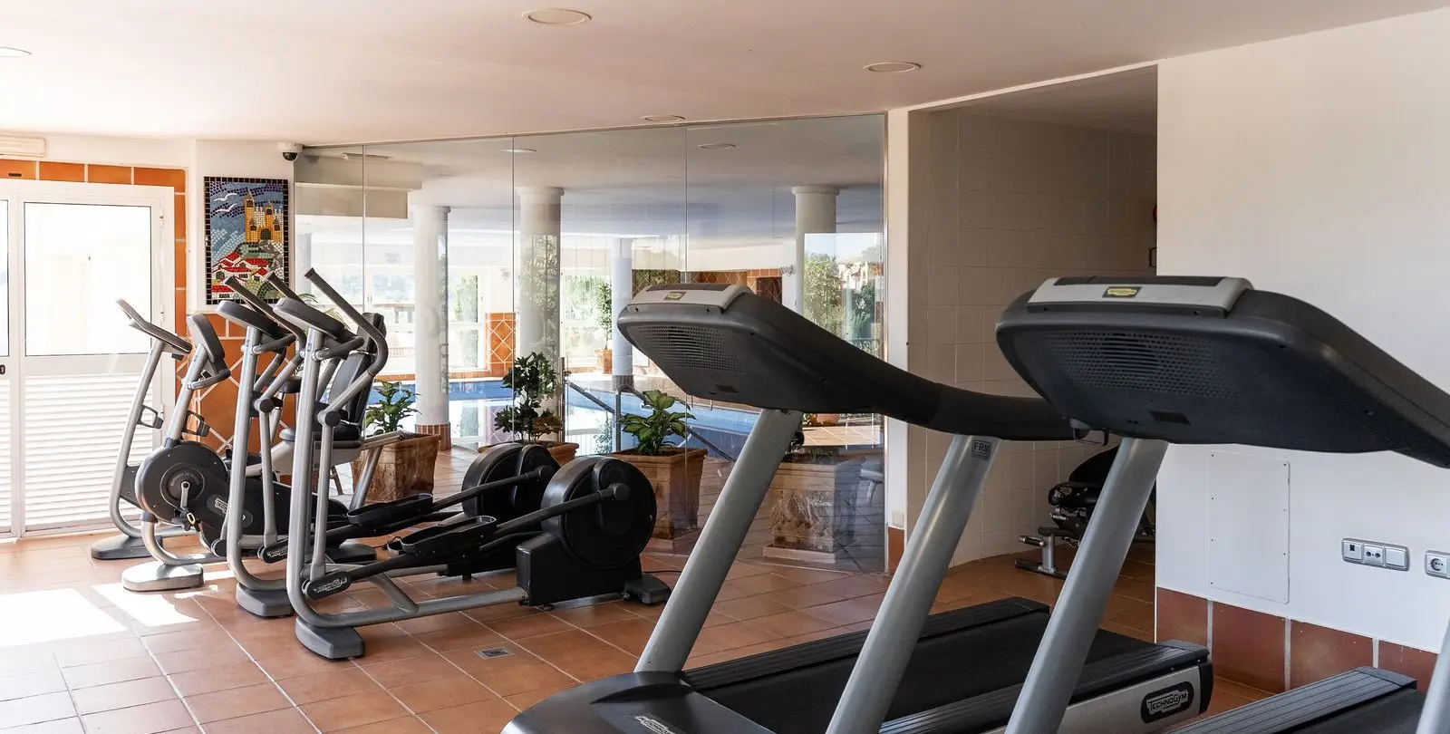 Sale of middle floor apartment in Atalaya 55