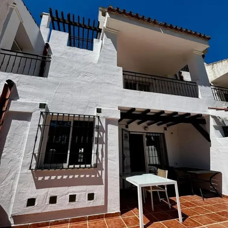 Venta de adosado en Nueva Andalucía