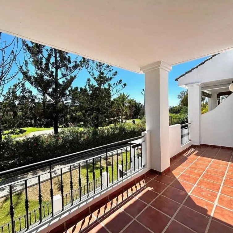 Venta de adosado en Nueva Andalucía