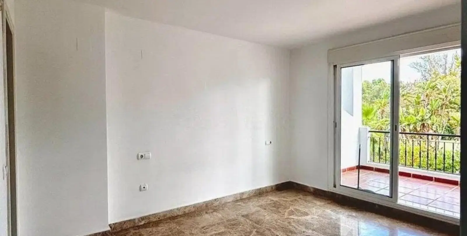Venta de adosado en Nueva Andalucía 12