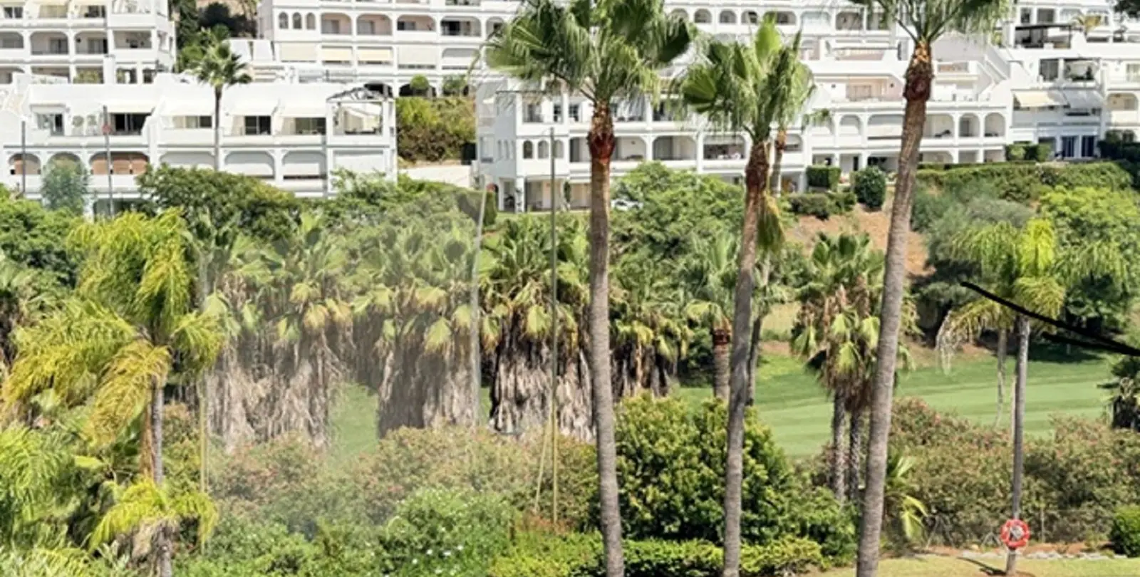 Venta de ático en La Quinta 1