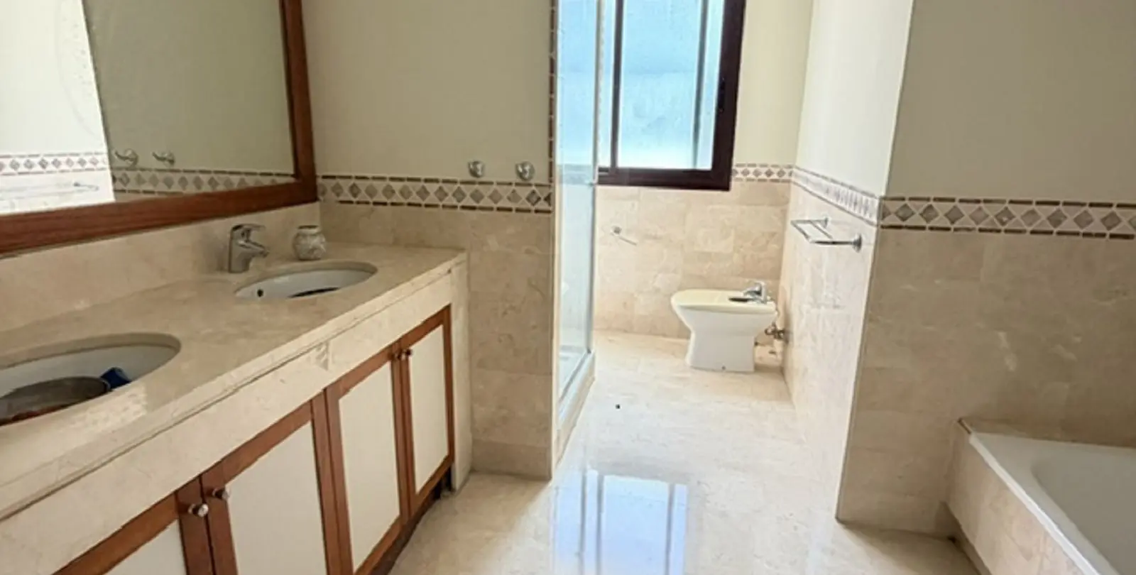 Venta de ático en La Quinta 5
