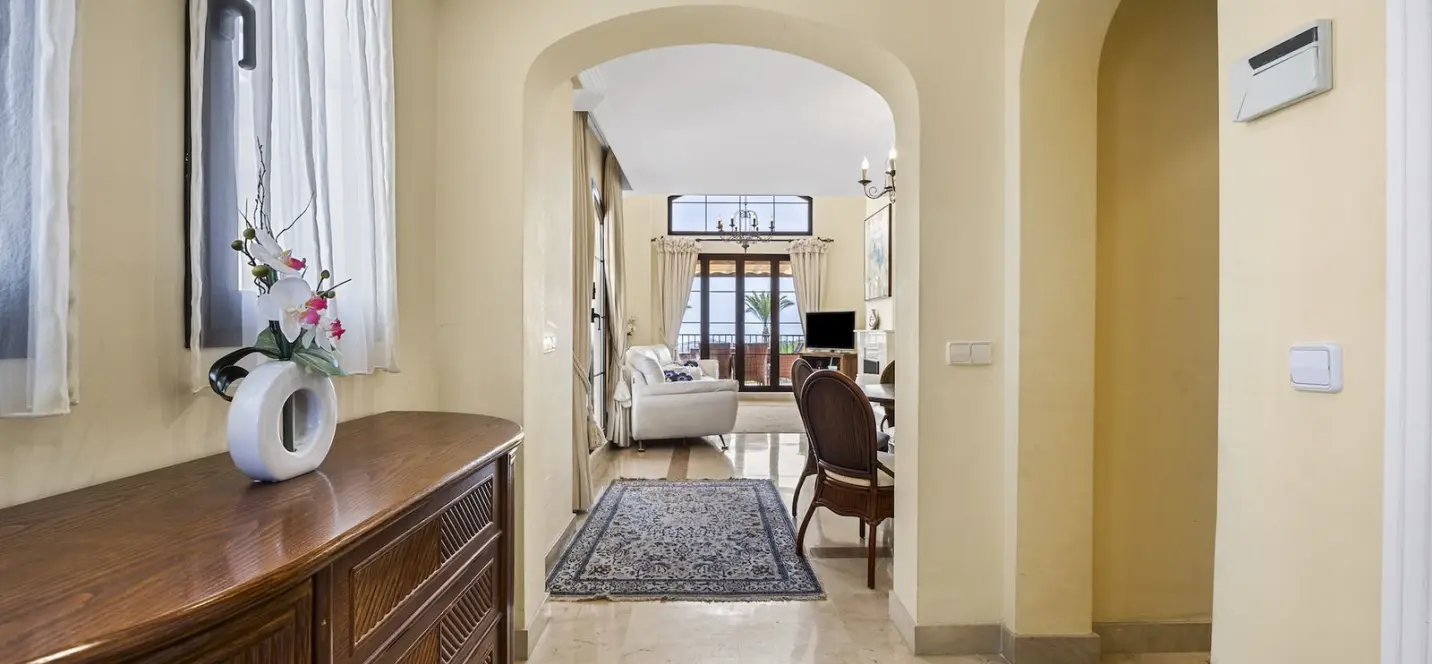 Sale of penthouse in Los Arqueros 1