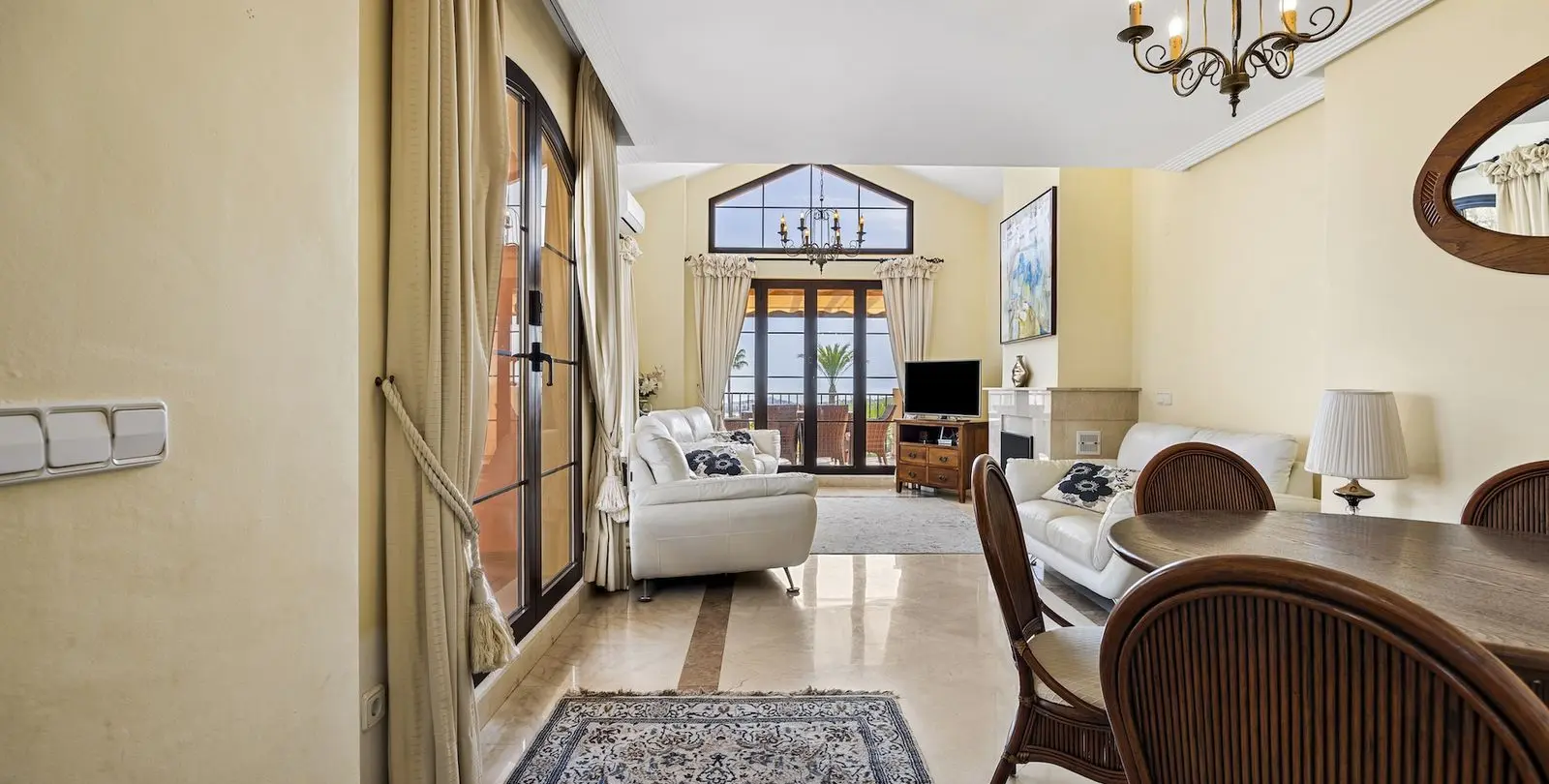 Sale of penthouse in Los Arqueros 3