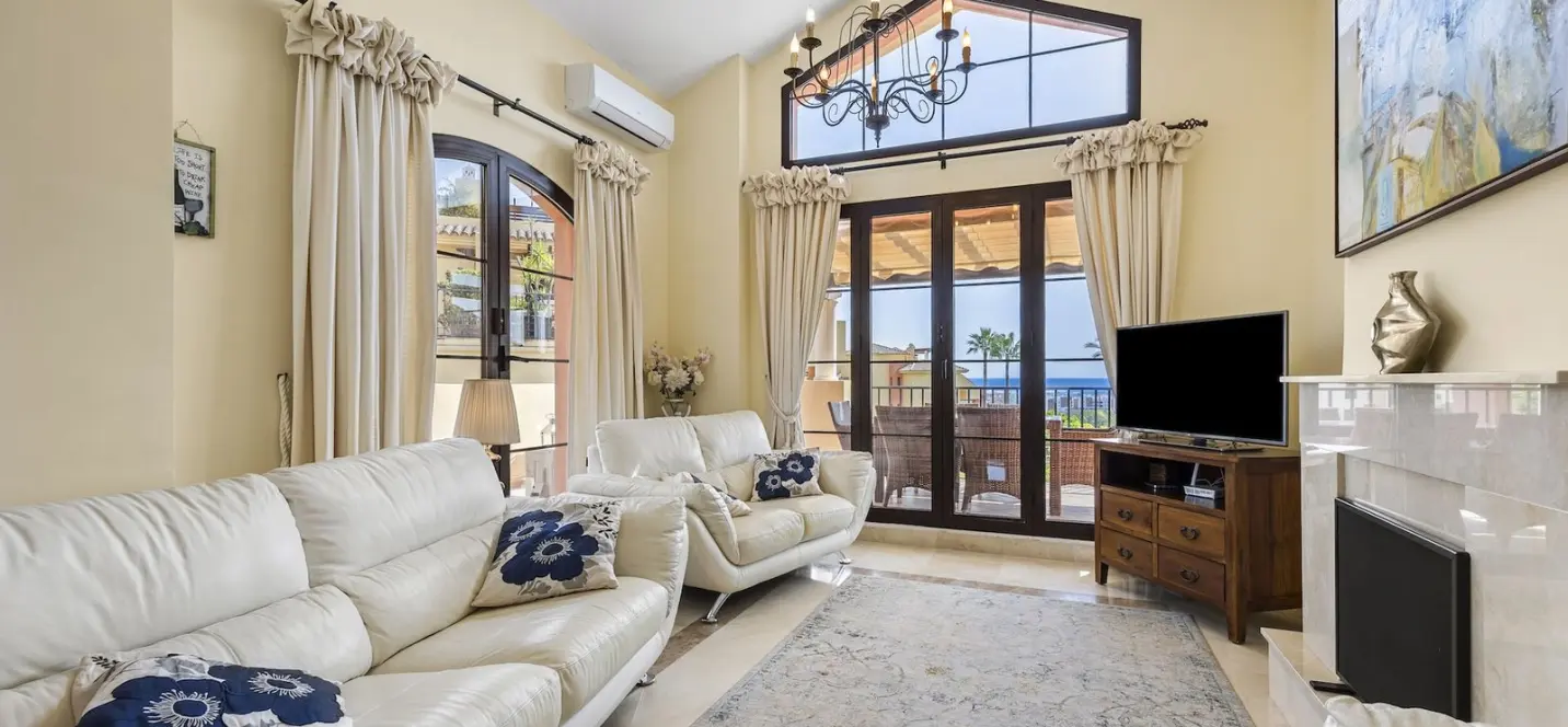 Sale of penthouse in Los Arqueros 3
