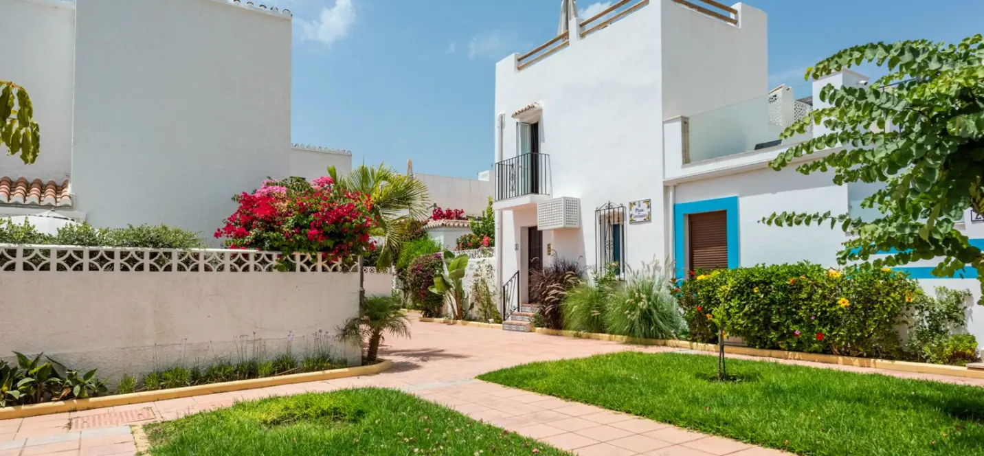 Venta de adosado en Estepona 1