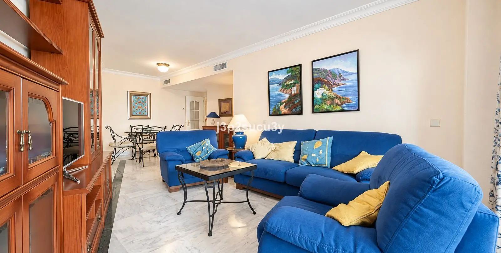 Продажа апартаментов на среднем этаже в Marbella 7